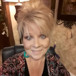 Meet your Posher, Joyce